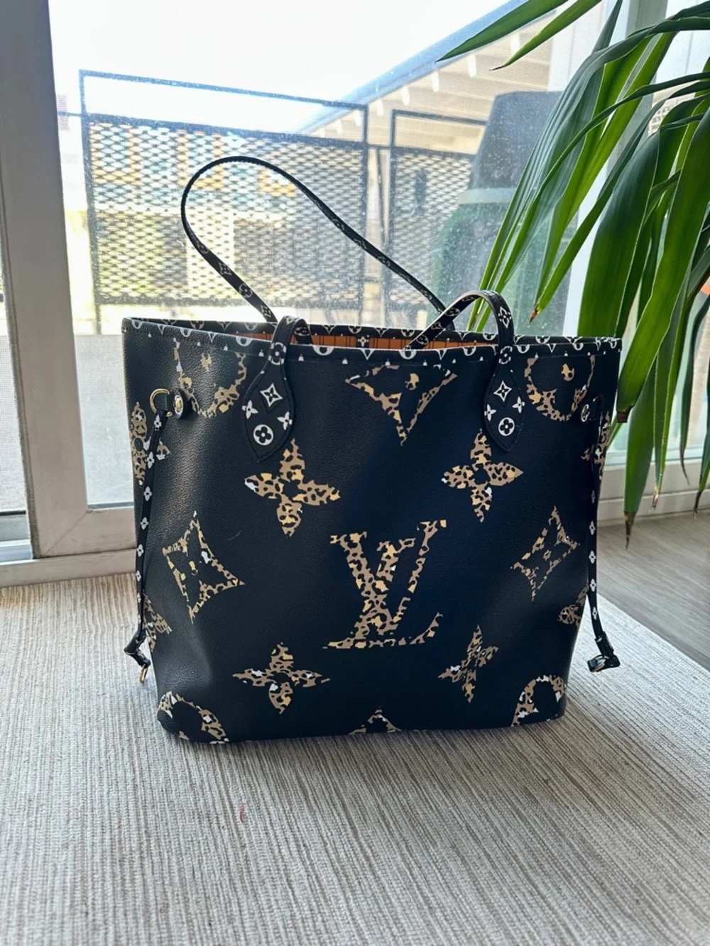 Louis Vuitton Black & Tan Monogram Neverfull GM Tote Giant Ltd Edition Jungle - Picture 5 of 16